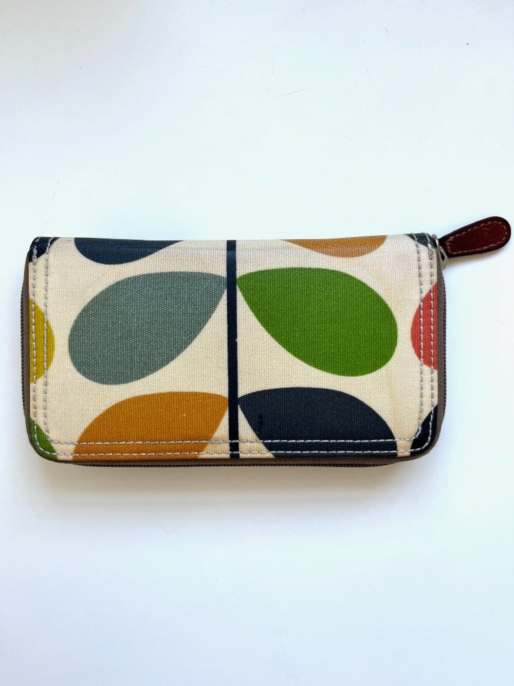 Orla Kiely Classic Multi Stem Big Zip Wallet